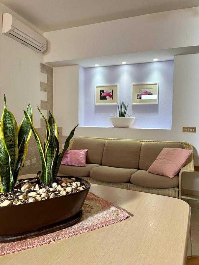 Hotel Dimora Del Chiostro à Oristano Extérieur photo